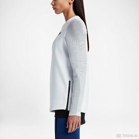 Nike Sportswear Tech Fleece Crew bílá mikina, vel. XS - 3