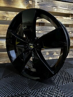 Volvo XC40, XC60 - 4x orig. ALU 5x108 R19 - 3