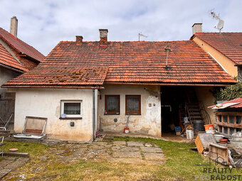 Prodej rodinného domu 2+1, stodola, zahrada ,stavební pozeme - 3