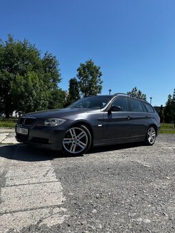 BMW E91 320D D 390L - 3