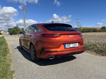 Kia Proceed GT - 3
