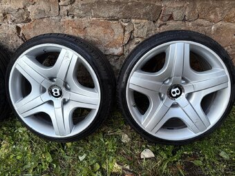 Bentley R19 s novými pneu 225/35 R19 - 3