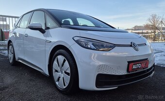 Volkswagen ID.3 Performance 2.maj servisní kniha. Soh 91,9% - 3