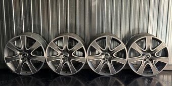 #5 Nové elektróny originál Mercedes r18 - 3