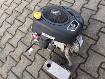 MOTOR DO ZAHRADNICH TRAKTORU - 3