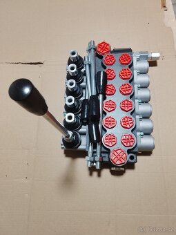 Hydraulické rozvaděče - 3