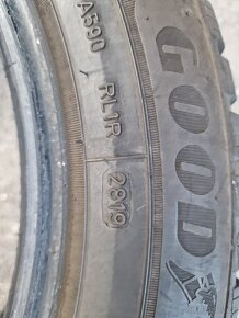 Zimni pneu 185/60/15 - 3