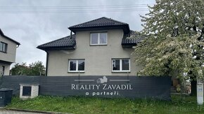 Prodej rodinného domu  se dvěma  garážemi v Ledči nad Sázavo - 3