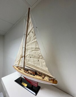 Plachetnice Endeavour - 3