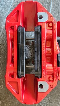 Predni třmeny originální bmw brembo nové m2,3,4,5/ 6 pistek - 3