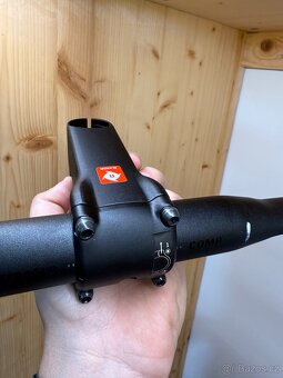 Řídítka a představec Bontrager - 3