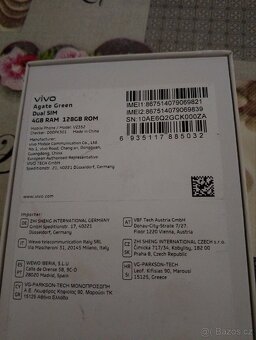 Vivo y28 Agate green - 3
