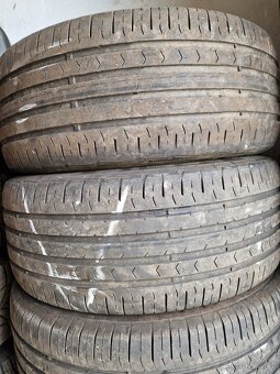 Continental 225/55 R17 - 3
