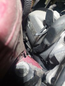 Motor Renault Megane coupe Scenic 1,6 16V K4MA7 79KW - 3