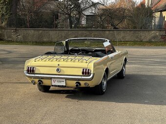 Ford Mustang Cabrio - 3
