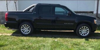 Prodám Chevrolet Avalanche - 3