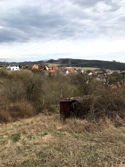 Prodej stavebního pozemku 1 141 m² Březůvky - 3
