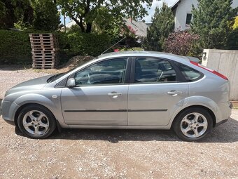 Ford Focus 1,6 benzín - 3