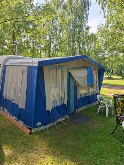 Karavan s předstanem - 3