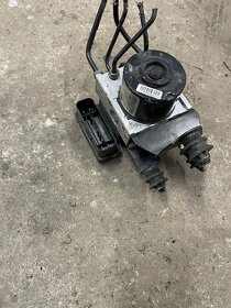 Řídící jednotka ABS 1K0907379AK + agregát 1K0614117S - 3