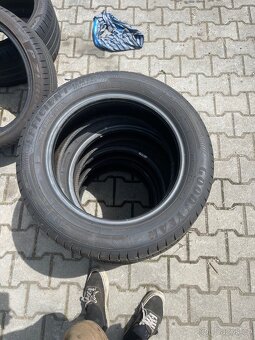 185/60 R15 4 KS Good Year - 3