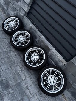 5x120 r19 styl 225M - 3
