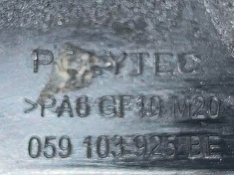 Horní kryt motoru 059103925BE CDU  Audi A7 4G r.v. 2011 - 3