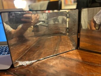 Kosmeticke zrcadlo tristranne - 3