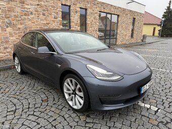 Pronájem Tesla 3 Long Range – BOLT PREMIUM / LIFTAGO PREMIUM - 3