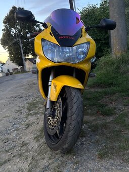 Honda CBR 929RR Fireblade - 3