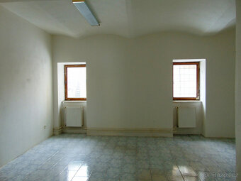 Pronájem obchodu ve Znojmě - 3