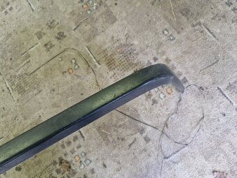 BMW e30 přední podnárazník plast - 3