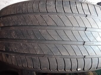 Prodám Sadu pneu 255/45/20 Michelin Letni - 3