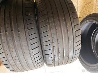 Pneu Dunlop dvojrozměr 245/45r19 a 275/40r19 run flat - 3