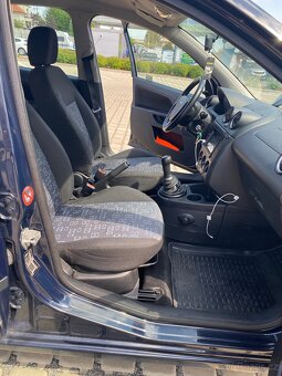 Ford fiesta 1.4 tdci 50kw nafta r.v. 2004 - 3