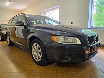 Volvo V70 2,0D4 120kW 5-tivalec 134000km - 3