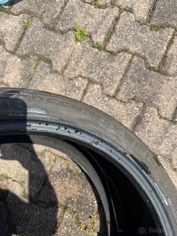 Zimní pneu 255/35 R20 vzorek 7,5mm - 3