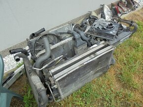 Opel Vectra C světla chladiče - 3