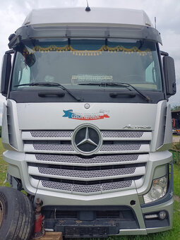 mercedes benz actros - 3