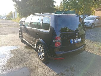 Vw Touran 2.0 TDI cross, nové rozvody - 3
