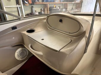 Bayliner Capri 195 - 3