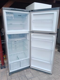 Lednice s mrazakem Ariston Hotpoint - 3