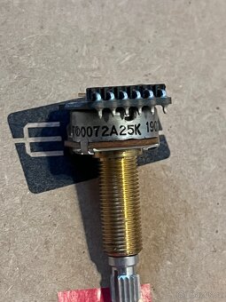 Snimac EMG 40dcx a prislusenstvi - 3