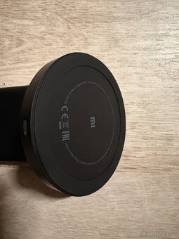 Bezdrátová nabíječka Xiaomi 20W Wireless Charging Stand - 3