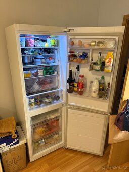 Samsung RB30J3215WW - 3