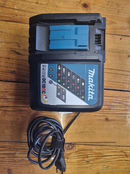 Prodám aku set Makita 18V. - 3