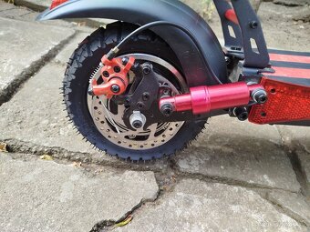 Elektrokoloběžka Kugo Kirin M4 - 3