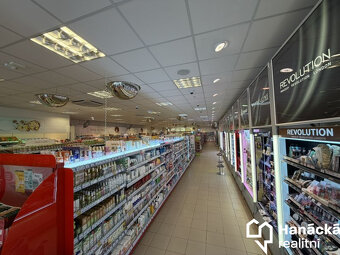 Pronájem, Obchodní prostor, 470m2, Hranice - 3