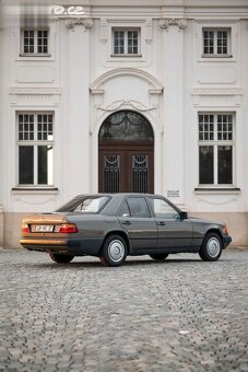 MERCEDES-BENZ 124 - 3