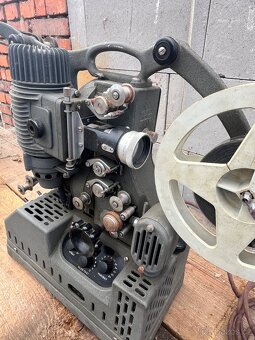 Prodám retro promítačku - 3